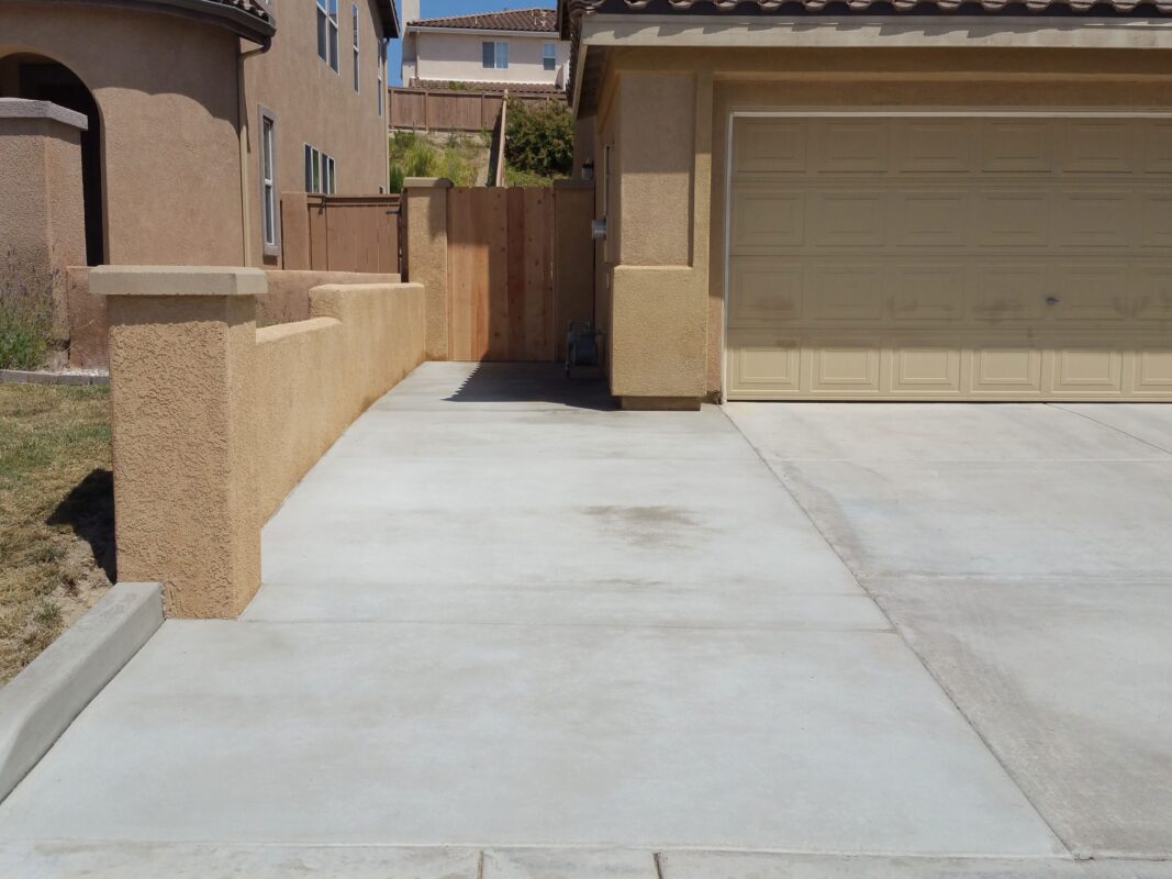 Retaining Walls & Concrete Driveways in San Diego | Agundez Concrete